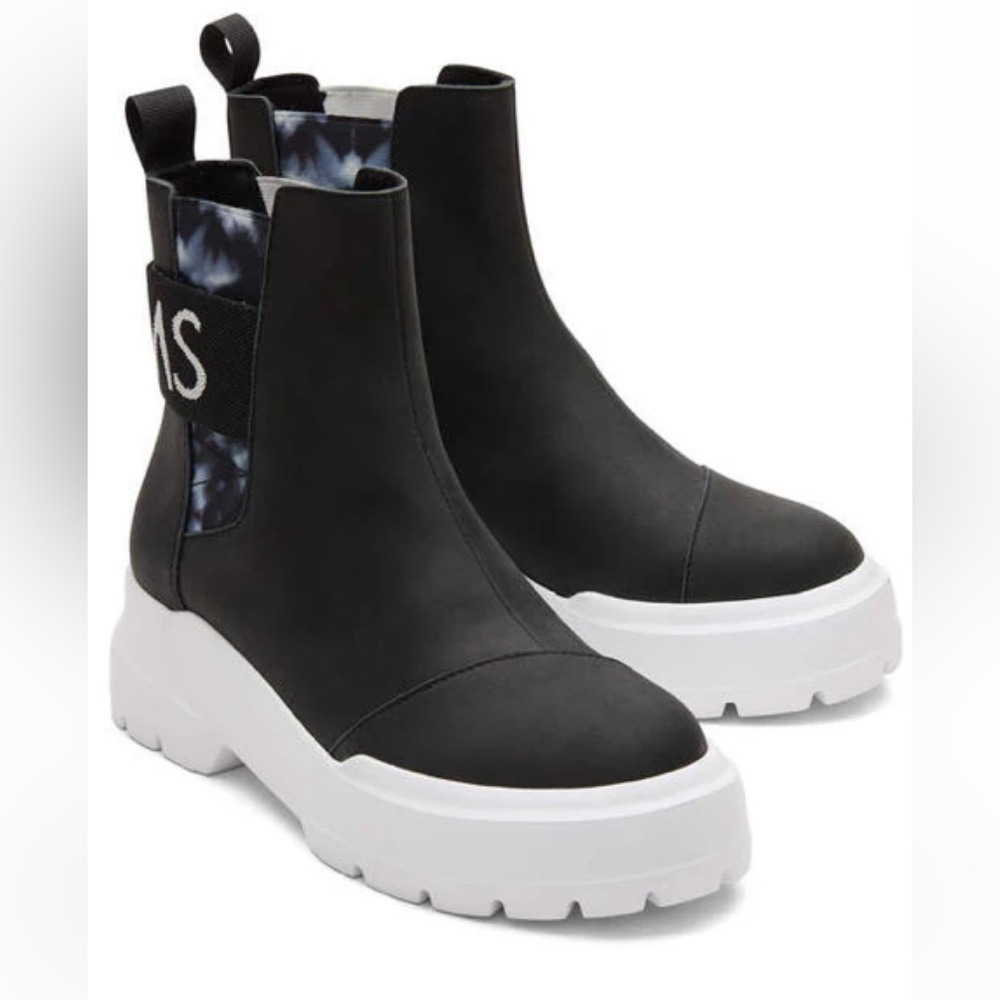 Brand new Toms alpargata combat boots